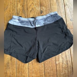 Lululemon Speed Up Short (size 4 tall)